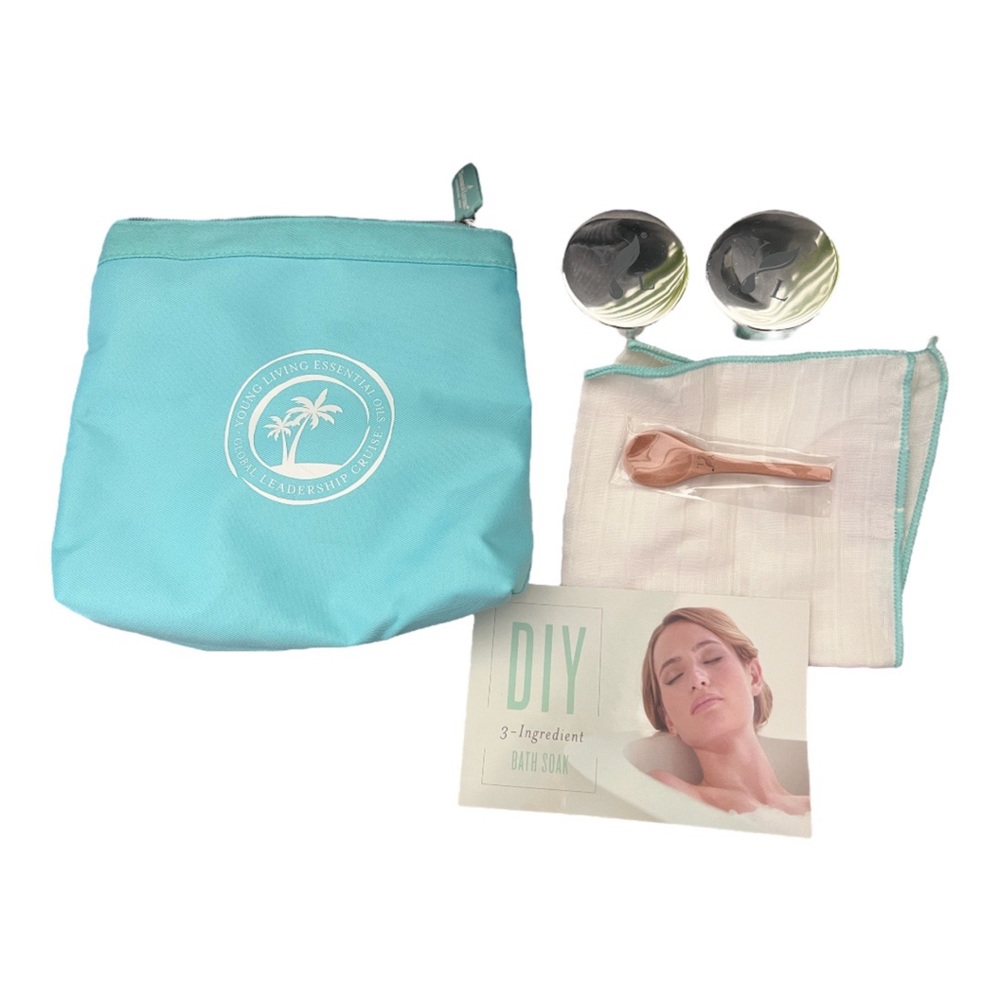 Young Living Leadership Cruise Make & Take Kit - Picture 1 of 7